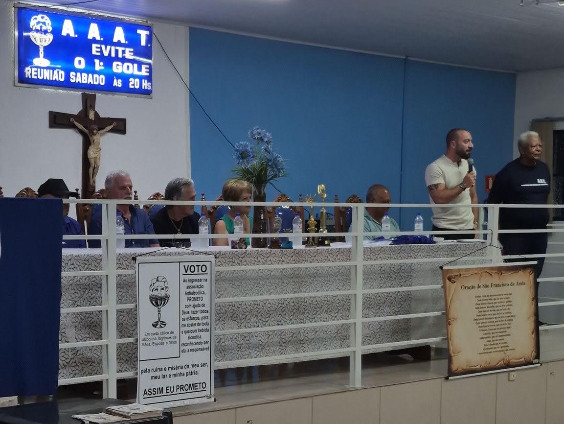 Foto da premiação e comemoração dos 44 anos da AAAT 4 de 36