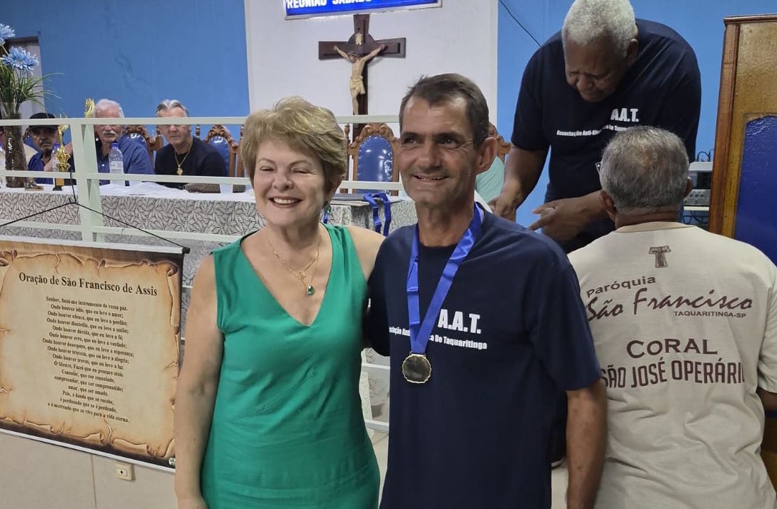 Foto da premiação e comemoração dos 44 anos da AAAT 12 de 36